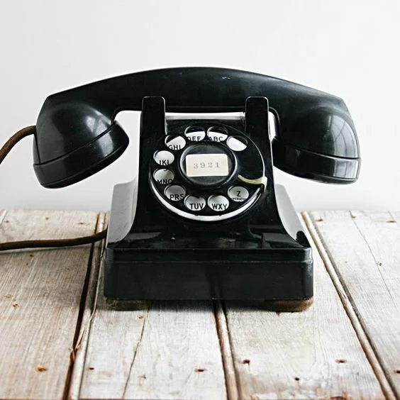 Contact Agence communication Luxe Paris