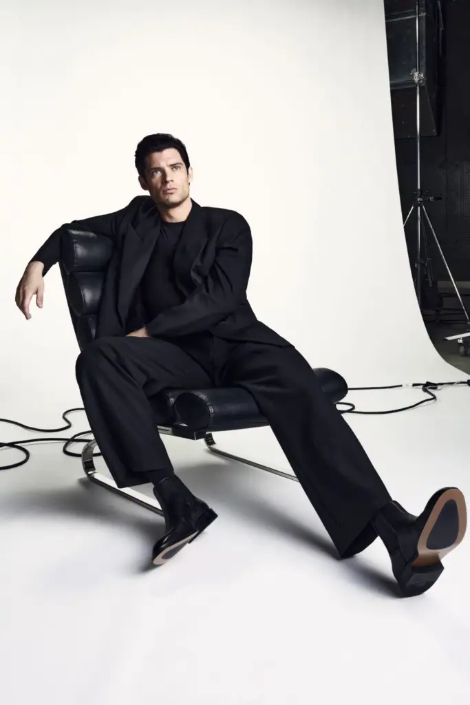 BOSS The Scent – backstage portrait of male talent